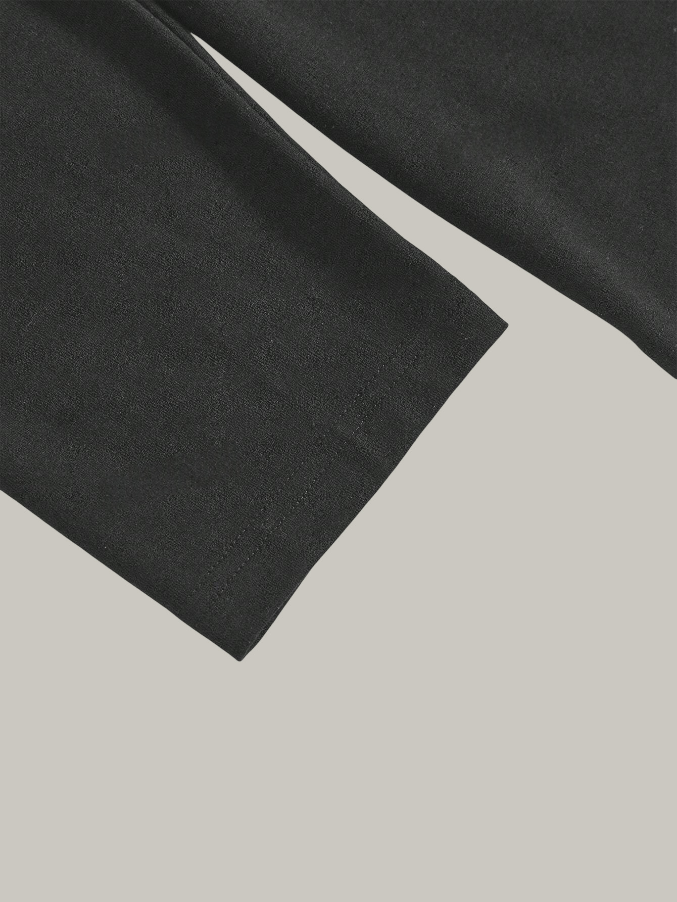 Slightly-sloped shoulder solid - Base Layer Top 评论和价格